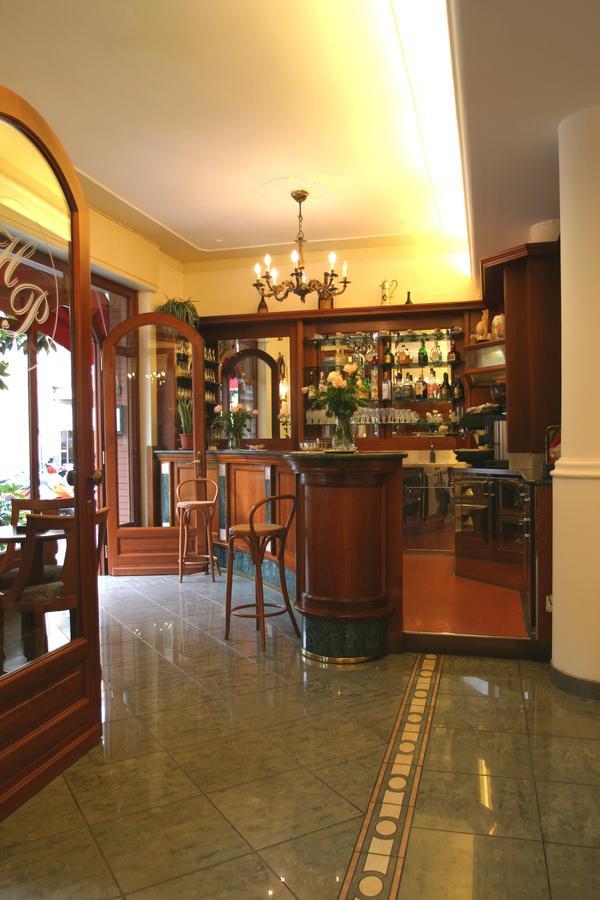Hotel Pescetto Albenga Extérieur photo