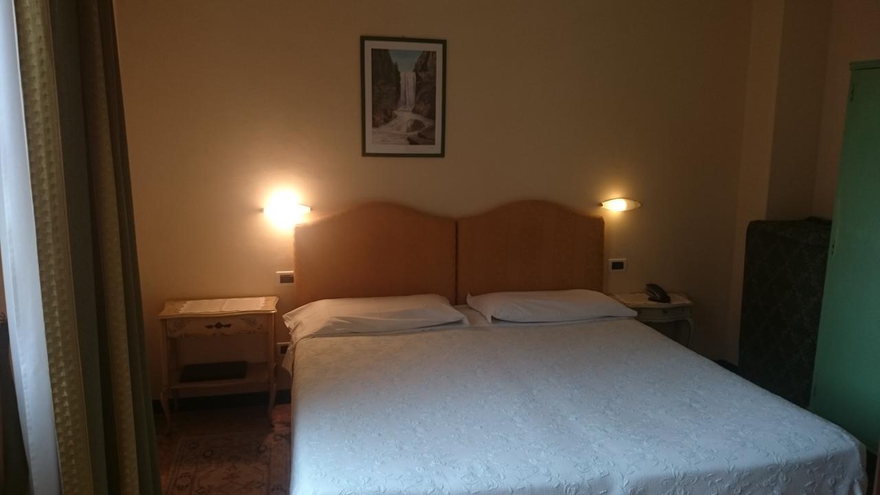 Hotel Pescetto Albenga Extérieur photo