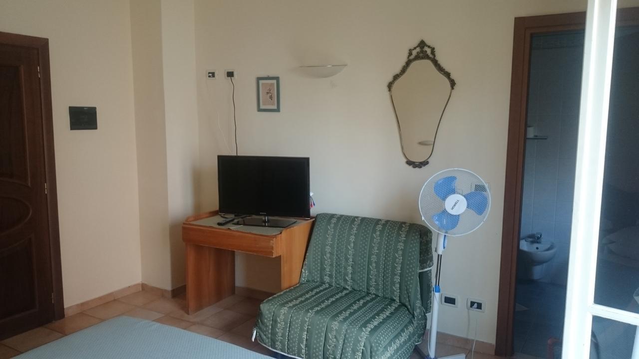 Hotel Pescetto Albenga Extérieur photo
