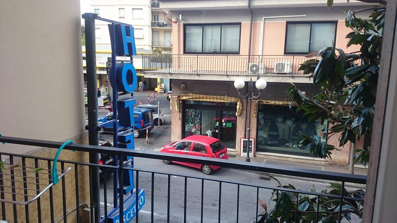 Hotel Pescetto Albenga Extérieur photo